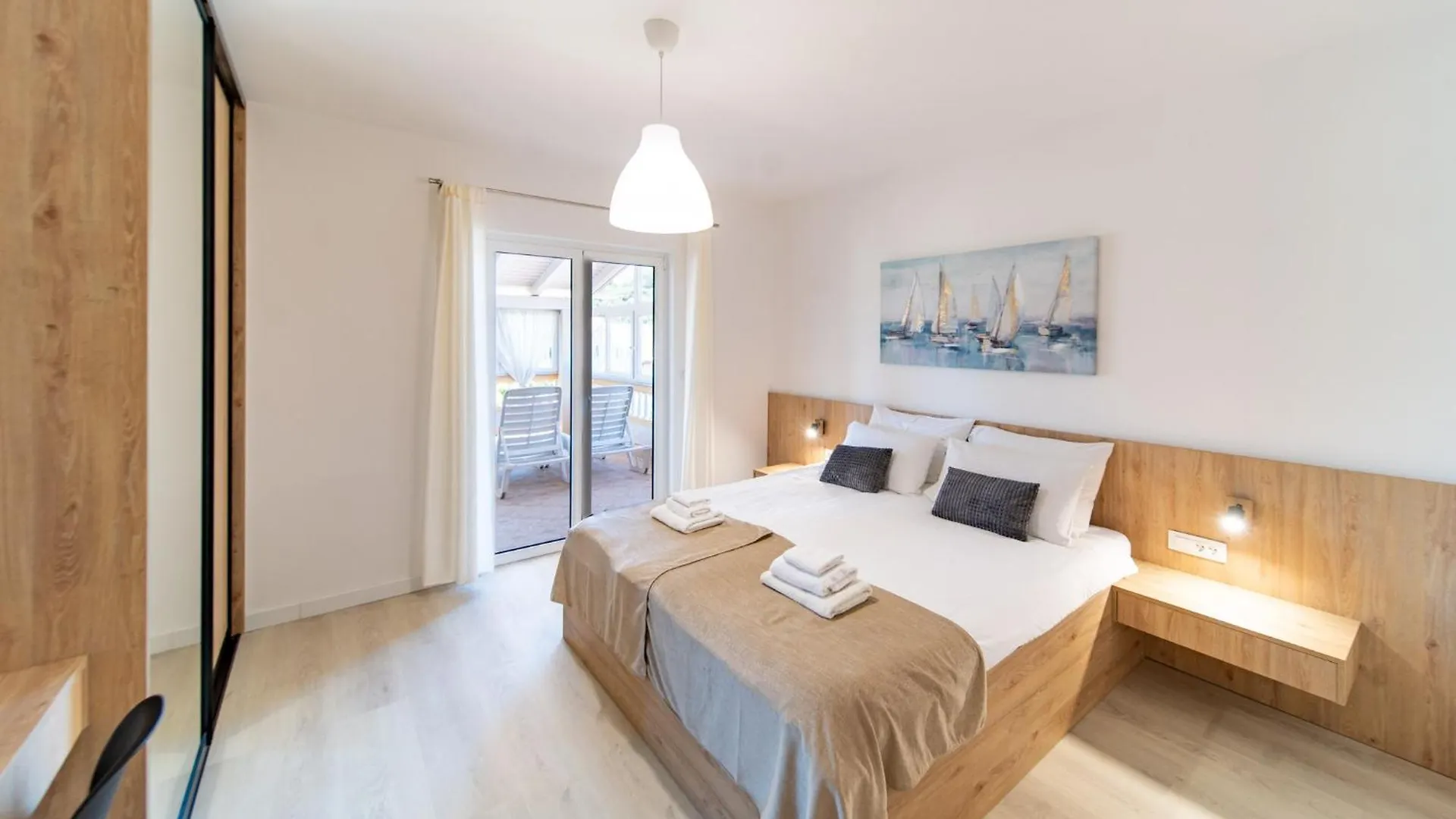 Foric Apartments With Outdoor Heated Pool Rab Town