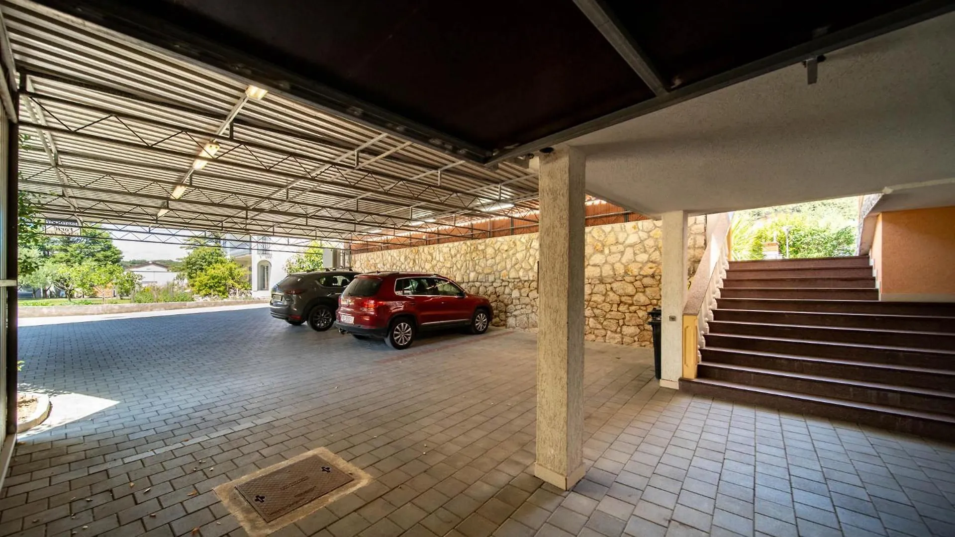Foric Apartments With Outdoor Heated Pool Rab Town