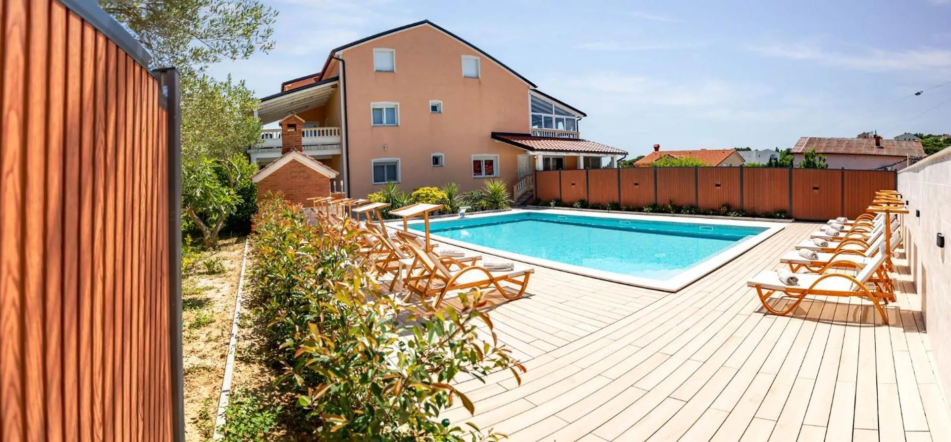 Foric Apartments With Outdoor Heated Pool contacts