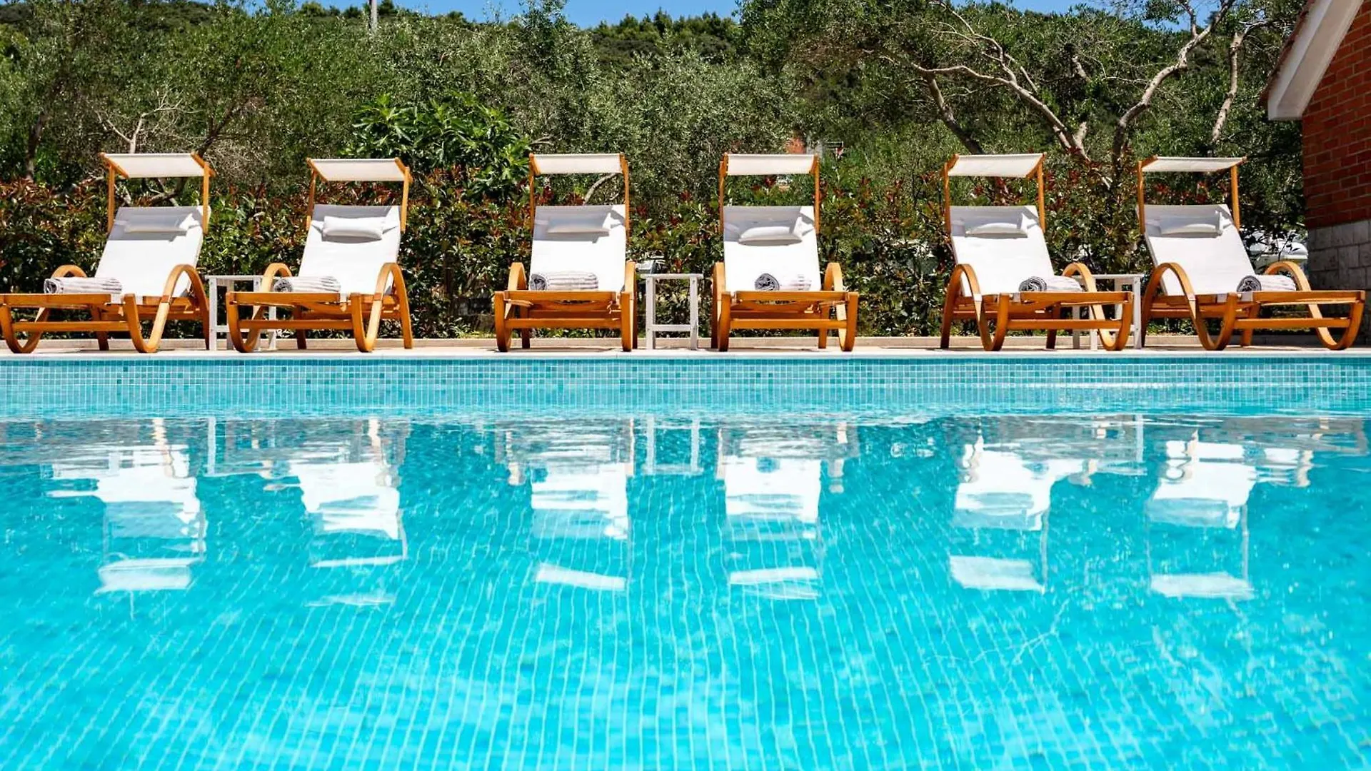 Foric Apartments With Outdoor Heated Pool Rab Town Croatia